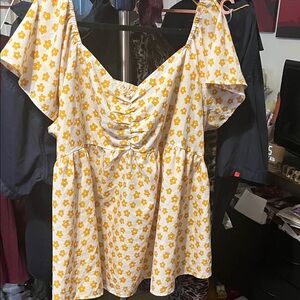 Yellow Floral Ruched V-Neck Tunic Top